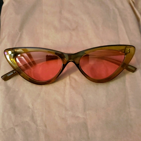 Accessories - Fashion Sunglasses